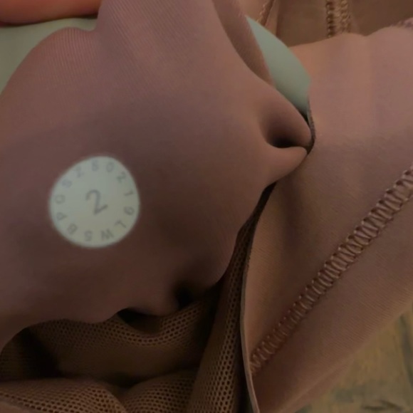 Lululemon swift speed legging size 2 - Picture 2 of 2